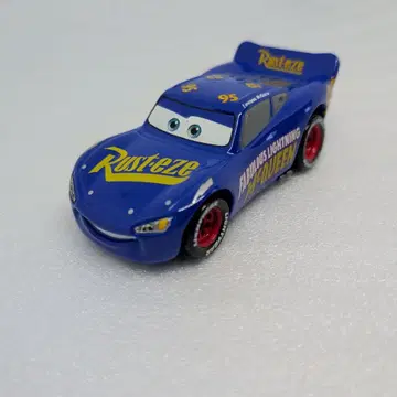 카즈 토미카 맥퀸 패뷸러스 타입