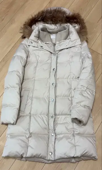 anysis 다운 자켓 M 사이즈