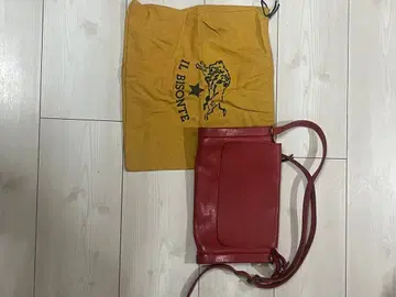 IL BISONTE 레드 숄더백 수납 가방 포함