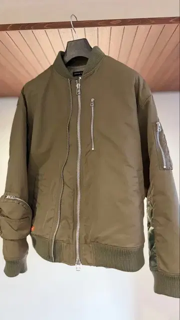 ALWAYS OUT OF STOCK 봄버 자켓