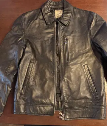 블랙 가죽 자켓