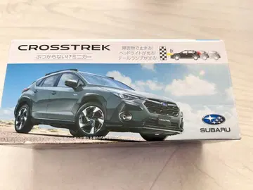 부딪히지 않는 미니카 스바루 크로스트렉