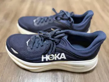 호카 본디 9 27.5cm 네이비