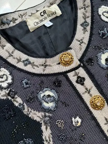 가디건 chamois Royal 비즈 자수