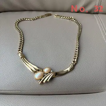 골드 펄 장식 체인 목걸이