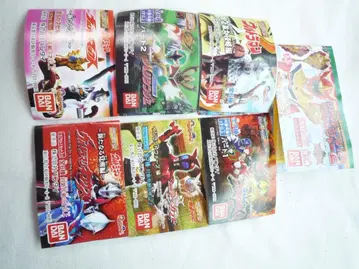 반다이 캡슐 토이 피규어 세트