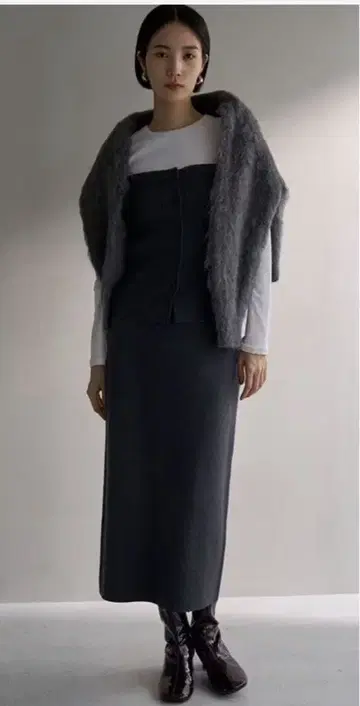 unfilo 니트 뷔스티에 내로우 라인 니트 스커트 세트 판매