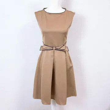 [미사용 새상품 택 포함] 폭시 슬리브리스 리본 원피스 A라인 플레어