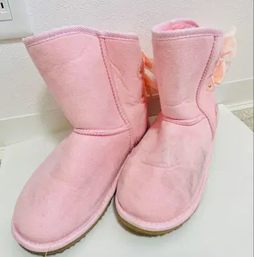 핑크 리본 포함 어그 부츠 L 사이즈