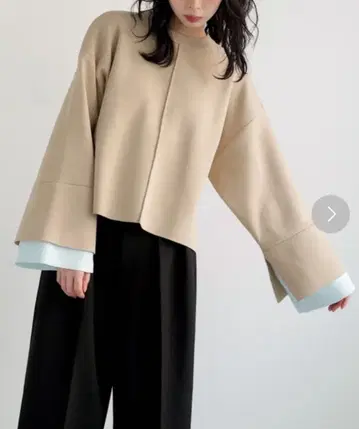 LIAN 바이컬러 니트