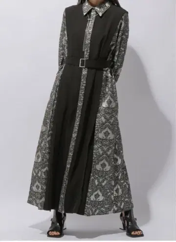 HARE 자카드 절개 턱 원피스 원피스