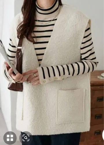 DISCOAT 페이크 울 베스트 아이보리