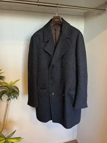 다크 그레이 더블 브레스트 체스터 코트