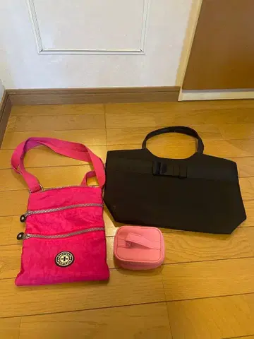 블랙 리본 토트백과 핑크 숄더 세트