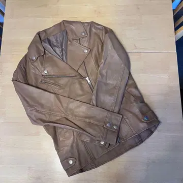 브라운 가죽 라이더 자켓