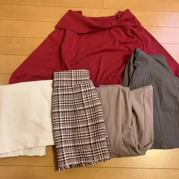 의류 5세트 스커트 4점 상의 1점