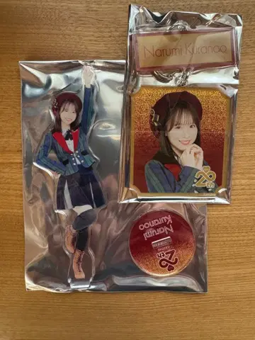 쿠라노오 나루미 2세트 지역 한정상과 2연 아크릴 키링상