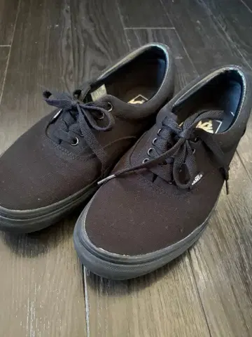 Vans Era 올 블랙 캔버스 스니커즈 27cm