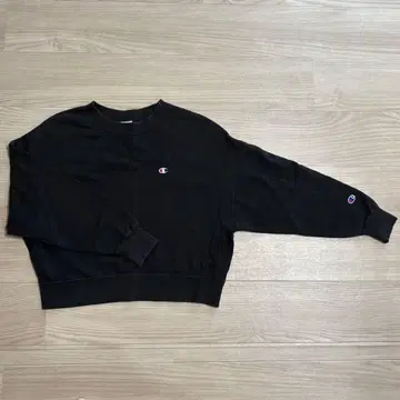 챔피온 트레이닝복 블랙 크롭 기장