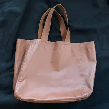 아네스 베 브라운 토트백