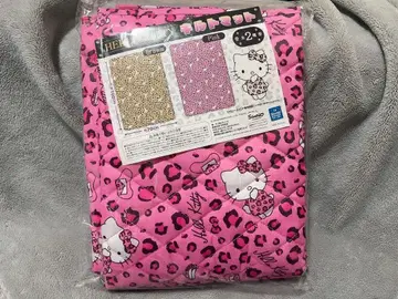 헬로키티 레오파드 무늬 퀼트 매트