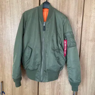 MA-1 플라이트 자켓 올리브 그린