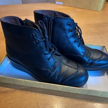 천연 가죽 부츠 문스타 23.5cm