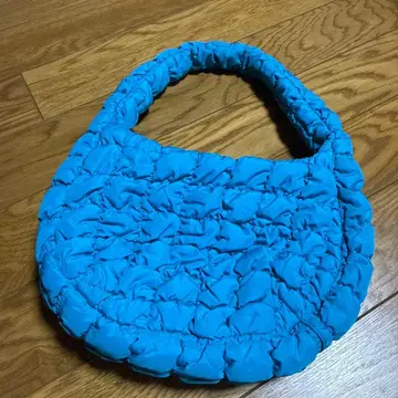 COS 퀼팅 백 파랑