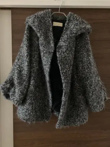 TOMORROWLAND 데프레 후드 부착 자켓 알파카