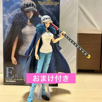 제일복권 원피스 E상 트라팔가 로 (체인지 Ver.) 덤