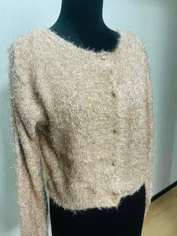 NICECLAUP 복슬복슬 베이지 니트 가디건