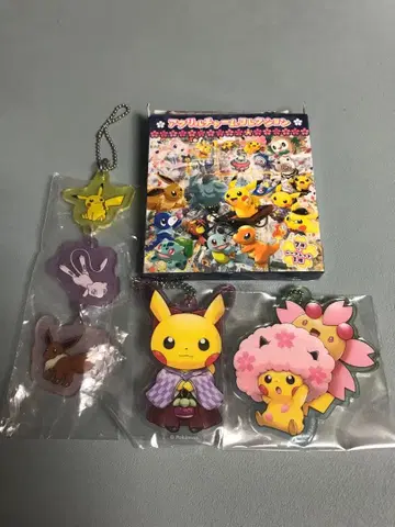 포켓몬 피카츄 뮤우 이브이 아크릴 참