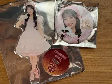 아키야마 유나 2세트 아크릴 스탠드상과 찬스 복권 포함 오리지널 스티커