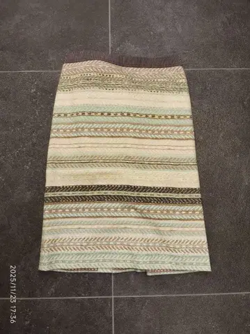 EVEX by KRIZIA 스트라이프 타이트 스커트 M