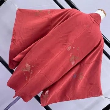 3763 겉옷 어두운 주홍색 문양 있음 기모노 일본 의류