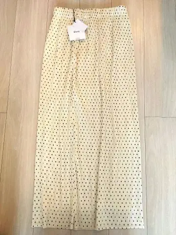[ 미사용 새상품 ] Elura 타이트 스커트 S 아이보리 도트
