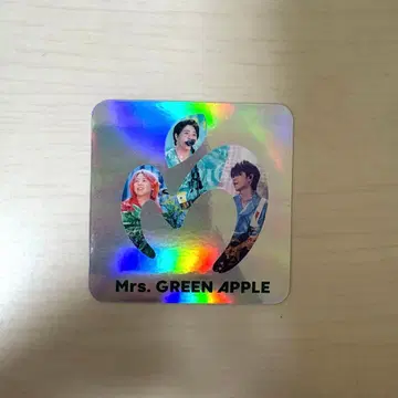 미세스 Mrs. GREEN APPLE 스티커 영화 혜택