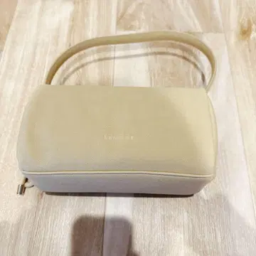 [ 미사용 새상품 ] CAPRICIEUX LE'MAGE 큐브 백