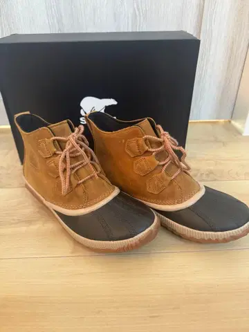 SOREL 아웃앤어바웃 미사용 새상품 25cm