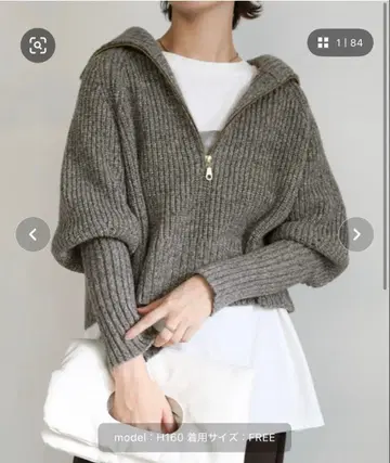 미사용 새상품 select moca 멜란지 하프 지퍼 니트탑