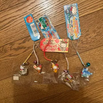 헬로키티 스트랩 5개 세트