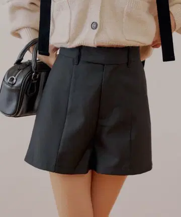 Chico 백 네임 숏팬츠