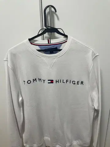 미사용 새상품 TOMMY HILFIGER 트레이닝복 풀오버 L
