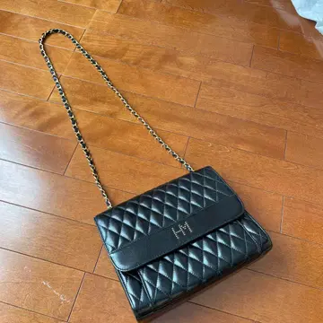 26 빈티지 H ANAE MORI 퀼팅 숄더백 블랙