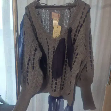 LA BELLE ETUDE 리본 스티치 니트