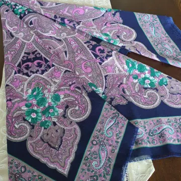 [대형] 페이즐리 무늬 스톨 네이비 Italy 나폴리의 노점에서 구매