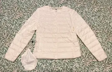 UNIQLO 울트라 라이트 다운 자켓 S 화이트 유니클로