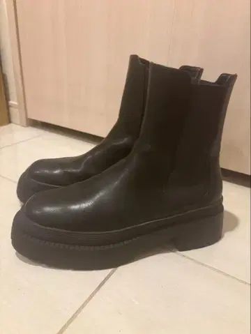 블랙 사이드 고어 부츠 통굽