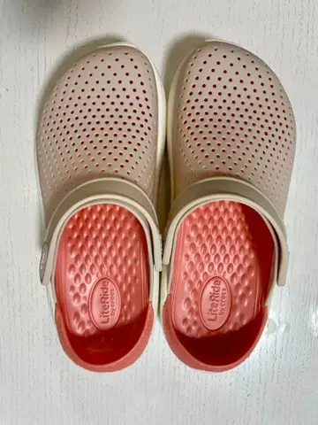 [ 새상품 미사용 ] crocs 인모션 클로그 샌들