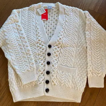 쉽스 울 100 아일랜드제 꽈배기 가디건 아이보리